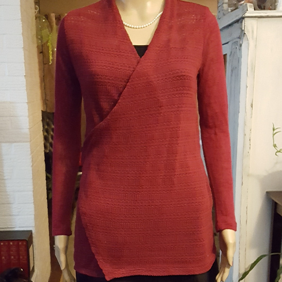 Ladies. Open front sweater. XS. Red, nice. - Picture 3 of 6